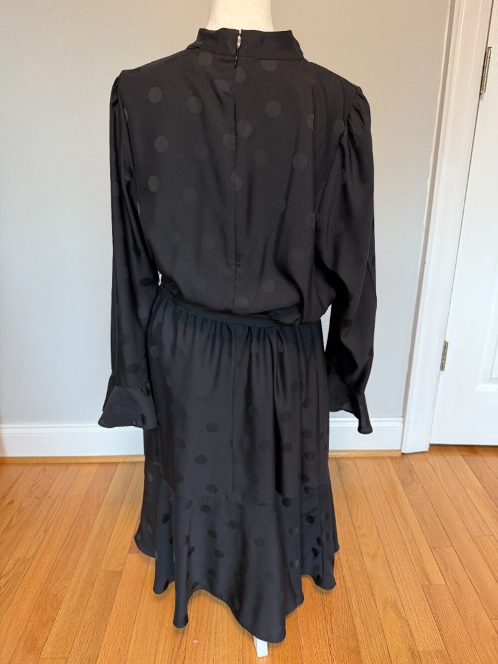 Black Ann Taylor Dotted Mock Neck Flounce Dress - Cocktail party/funeral/wedding - Picture 4 of 9